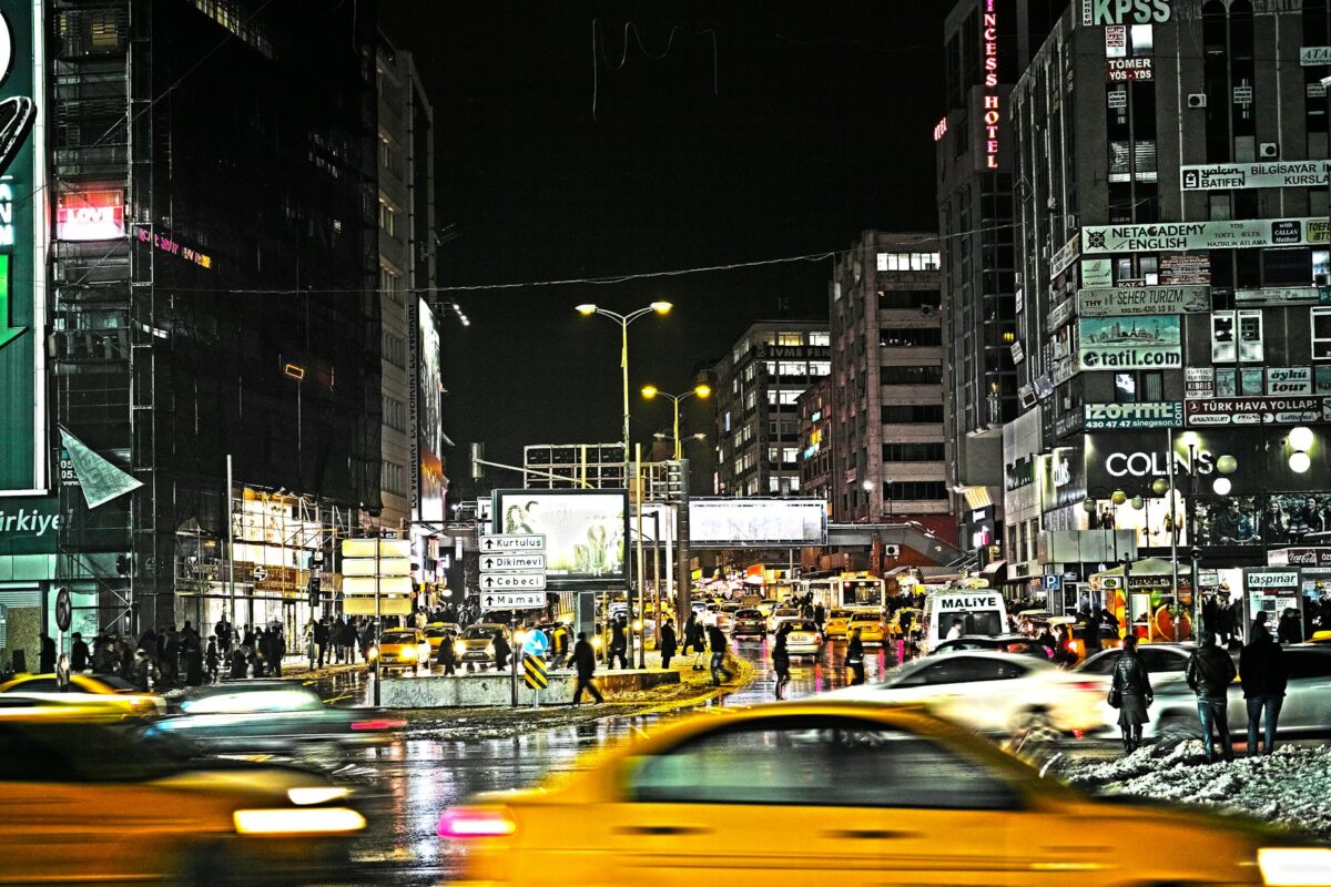 Ankara'da akşam saatlerinde şehir ışıkları